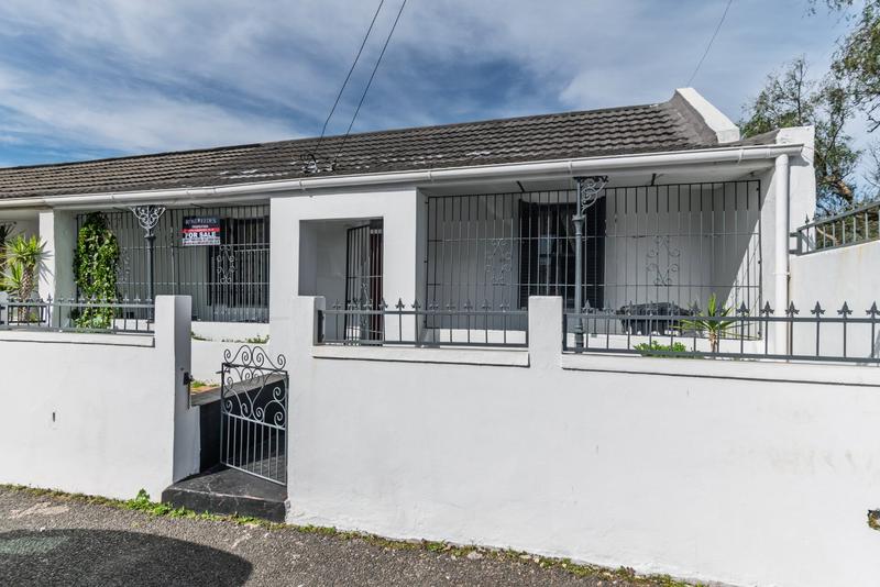 2 Bedroom Property for Sale in Observatory Western Cape